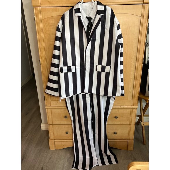 Black & White Striped Suit XXL With Shirt & Tie Two-Piece Set Button-Up Jacket E - Picture 2 of 11